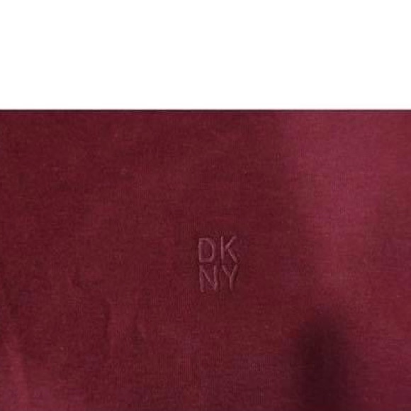 DKNY - Picture 3 of 5